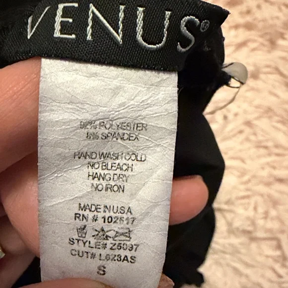 Venus midi halter tie dress - Picture 7 of 9